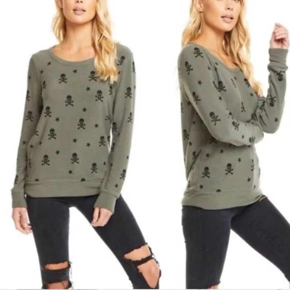 CHASER LONG SLeeve Skulls and stars top